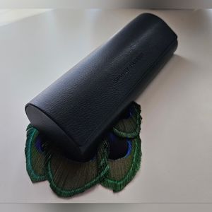 Warby Parker flip top magnetic hard case